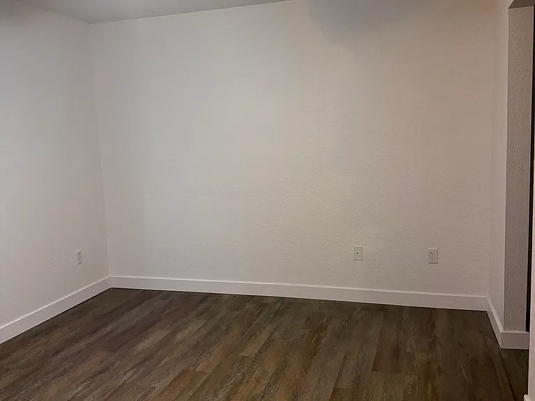 1077 Washington Cir #A — Photo 14