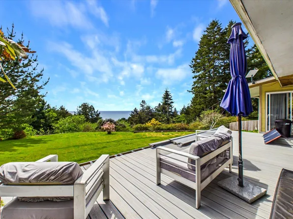 800 Westgate Dr, Trinidad, CA 95570
