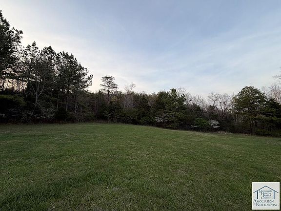 2nd image of 4393 Stoney Mountain Rd