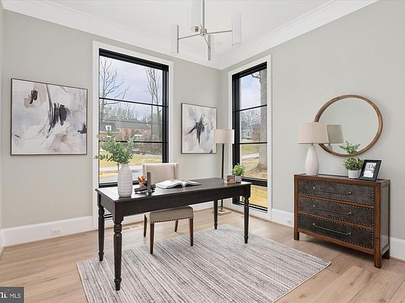 4th image of 7008 Arbor Ln
