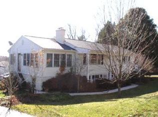 4536 Rosecrest Rd, Roanoke, VA 24018