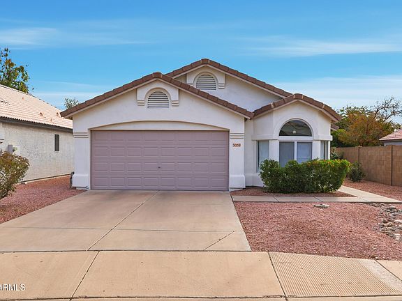 2nd image of 3059 E Knoll Street