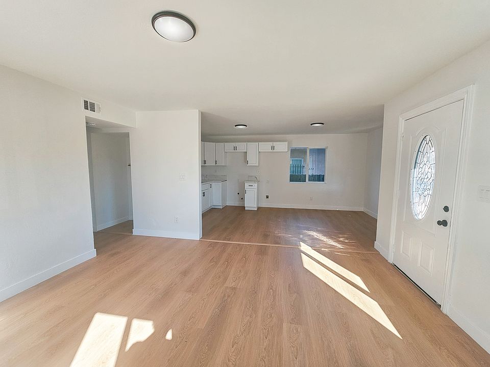 1st image of 1219 E 57th St #1219A