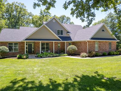2710 S Eagle Ct, Columbia, MO, 65201