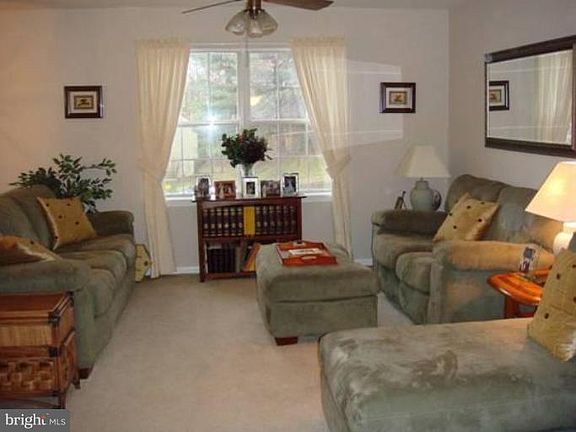 4th image of 11990 Point Longstreet Way