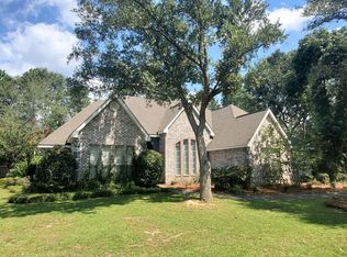 6051 The Woods Rd, Picayune, MS 39466