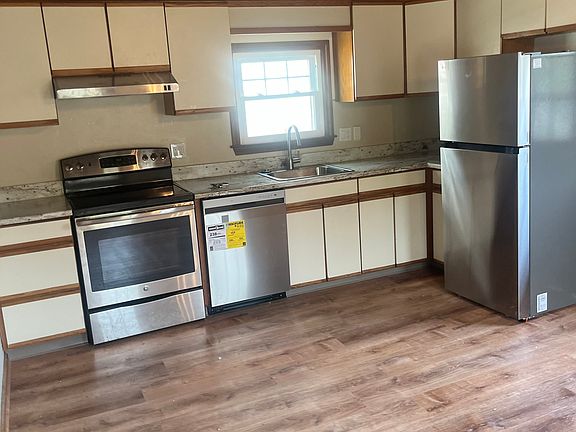 5th image of 13 Lovett St #13