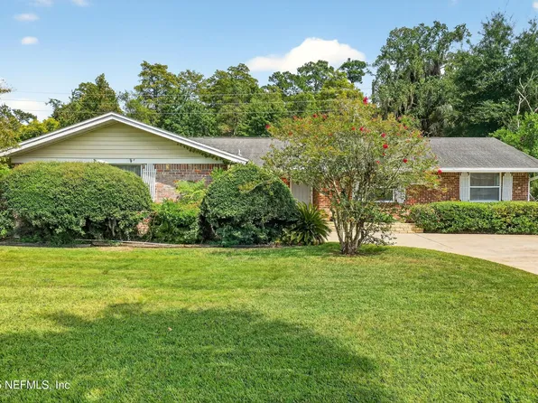 1261 LAMANTO Avenue E, Jacksonville, FL 32211