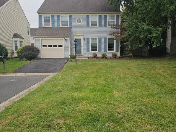 21066 Danbury Ct, Sterling, VA 20164