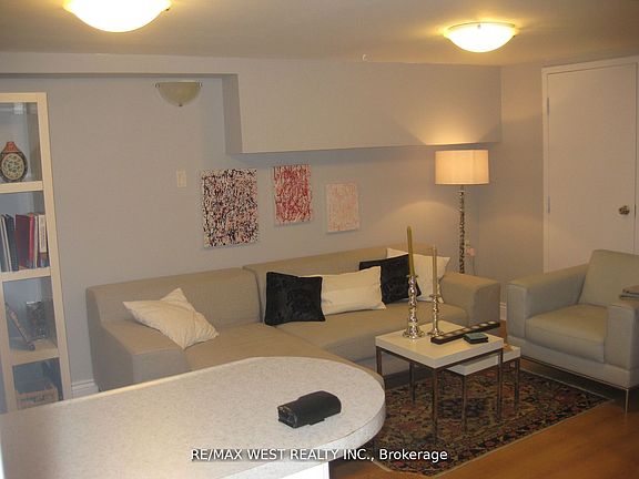 4th image of 237 Vaughan Rd #Basement