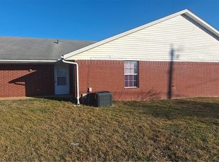 816 E Audrey Ln, Rogers, AR 72758