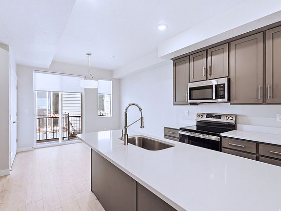 5th image of 1146 S Redwood Rd #802
