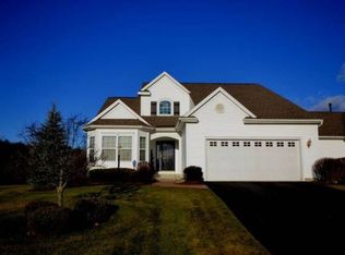 6 Chelsea Pl, Queensbury, NY 12804