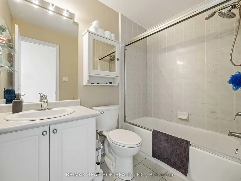 23 Amberty St — Photo 24