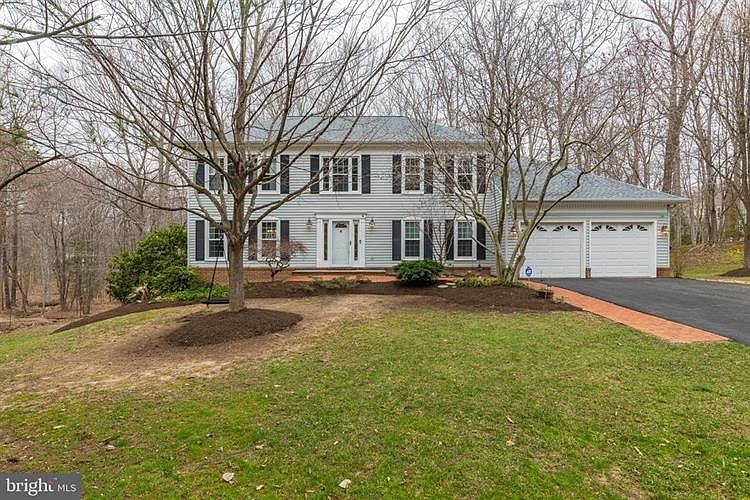 1st image of 3264 Chancellor Dr
