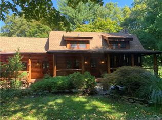 547 Greenbush Rd, Blauvelt, NY 10913