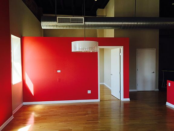 5th image of 1501 Locust St Floor 12