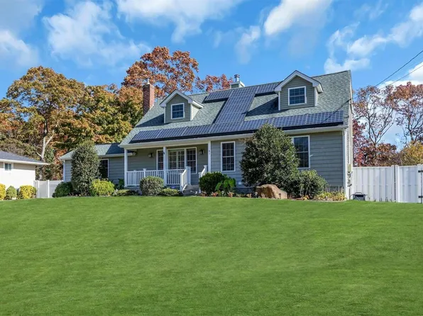 87 Lolly Lane, Centereach, NY 11720