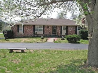 3950 E Ridgewood Dr, Springfield, MO 65809