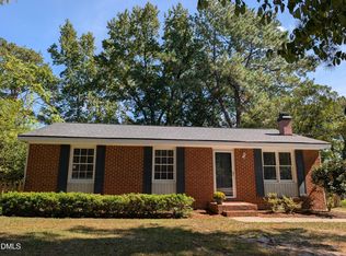 904 N Lee St, Zebulon, NC 27597