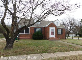122 N 21st Ave, Hopewell, VA 23860