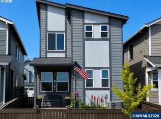 1943 NW Kent St, McMinnville, OR 97128