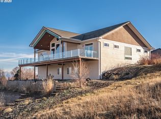 105 Ridge Dr, La Grande, OR 97850