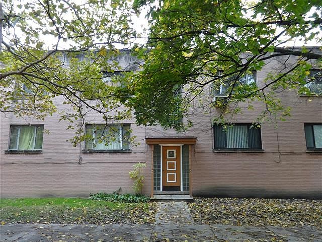 1st image of 2845 W Granville Ave