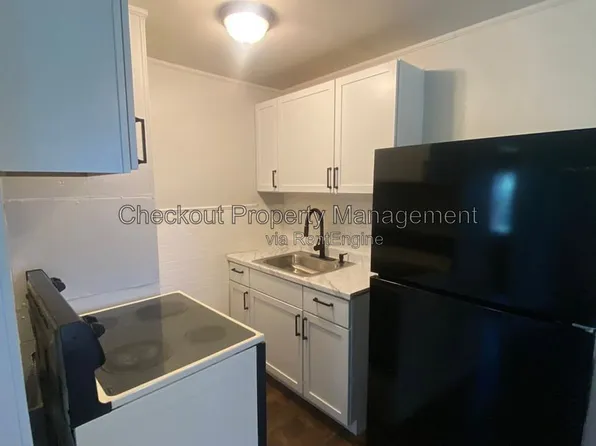 112 Bellerive Blvd, Saint Louis, MO 63111