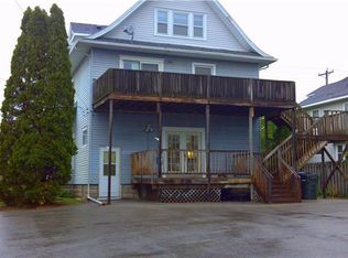 1419 1/2 W 4th St, Waterloo, IA 50702