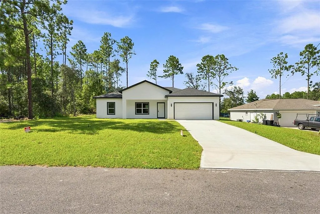 3 bed, 2.0 bath, 1667 sqft, $1,950 — Photo 2