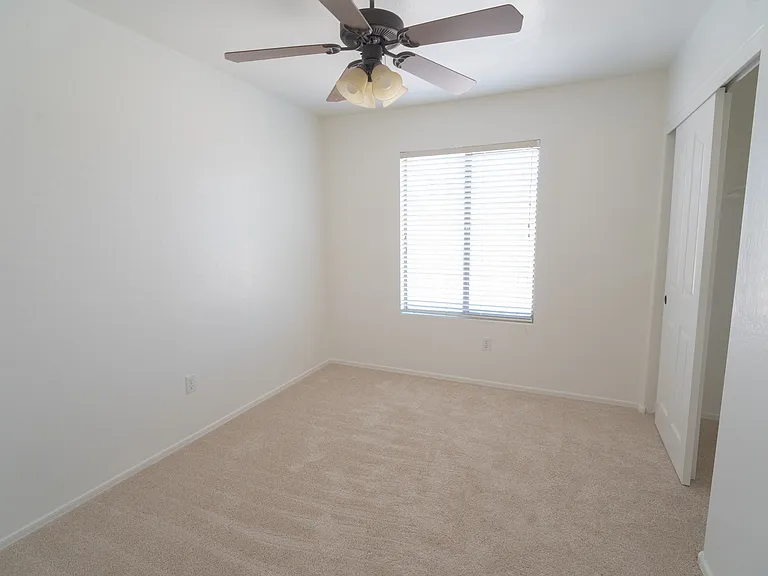 1492 N Saddle St — Photo 25