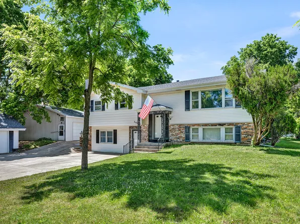 24608 W Eames St, Channahon, IL 60410