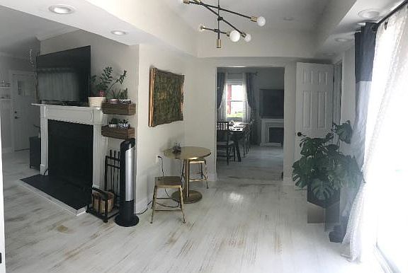3rd image of 6 Douglas Pl