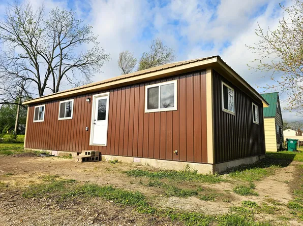 336 E 4th Street, Mountain Grove, MO 65711