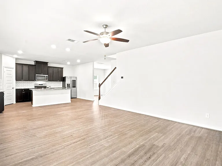 1202 Vilamoura Ct — Photo 14