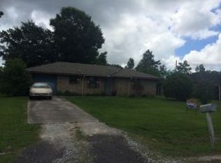 425 Tall Pnes, Vidor, TX 77662