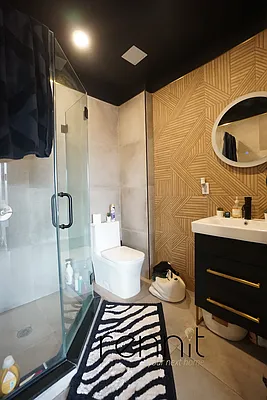 Rented by Rennit Inc. | media 8