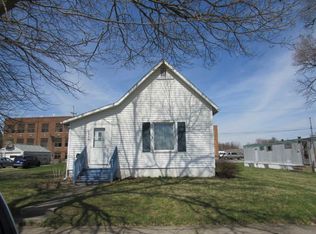 1938 Sabine St, Huntington, IN 46750
