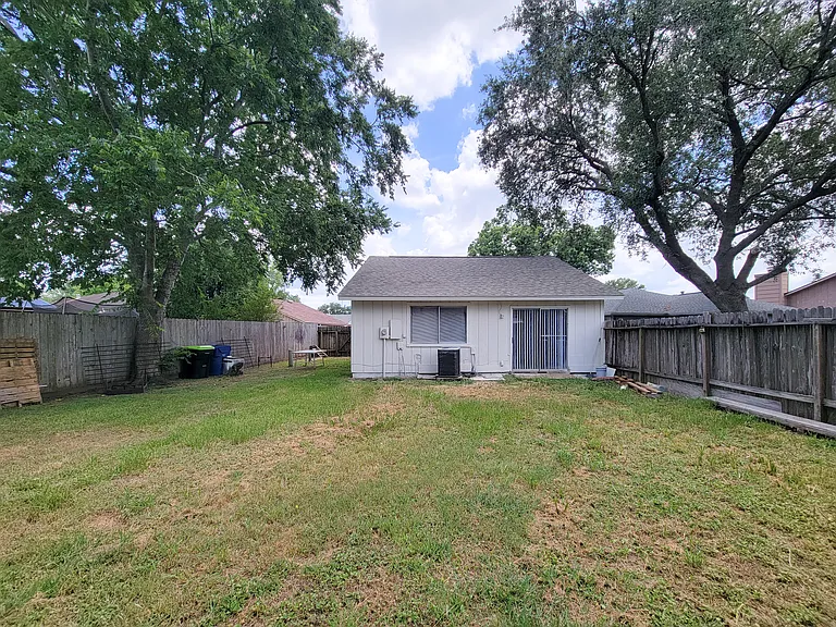 17706 Glenhagen Ct — Photo 30