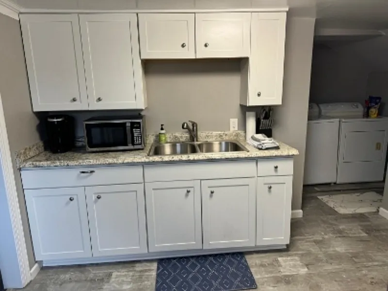 2 bed, 1.0 bath, $2,000 — Photo 4