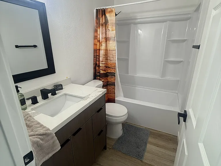 3401 Del Este Way — Photo 3