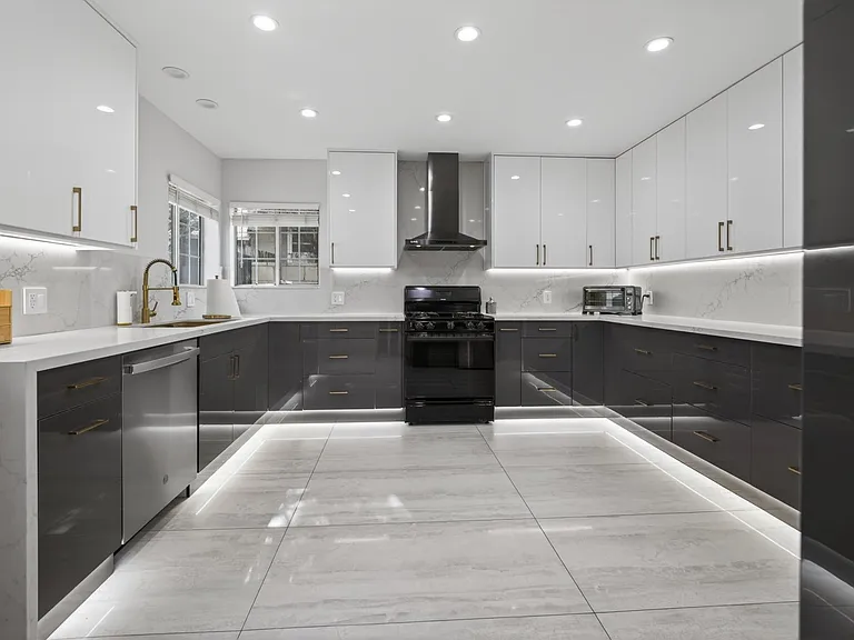 22247 De La Osa St — Photo 11