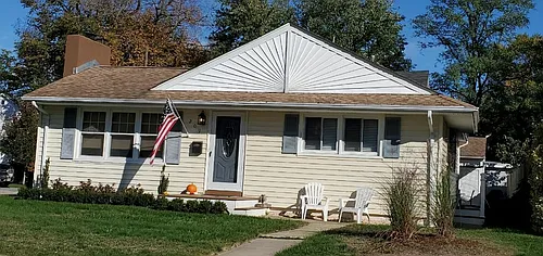 209 Trenton Ct Photo 1