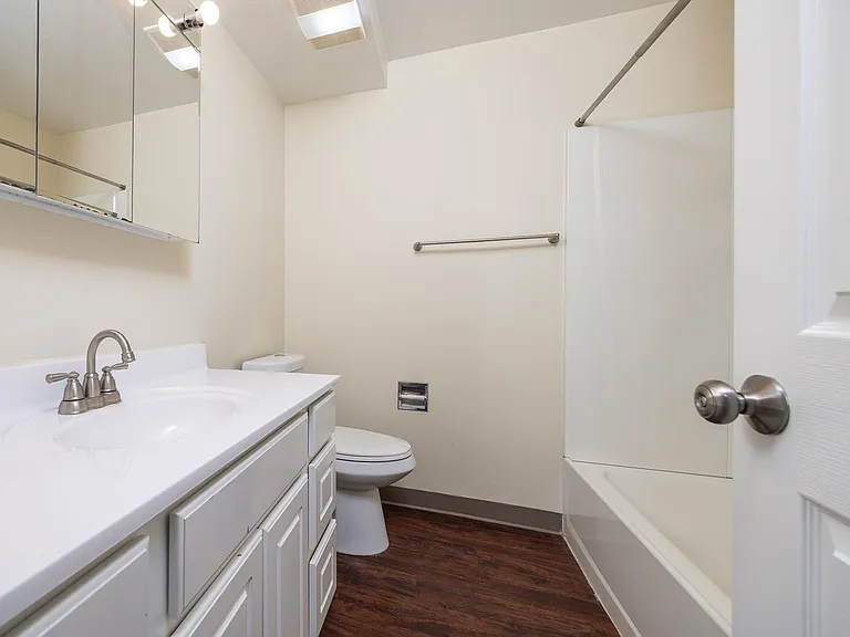 4353 Heritage Dr — Photo 23