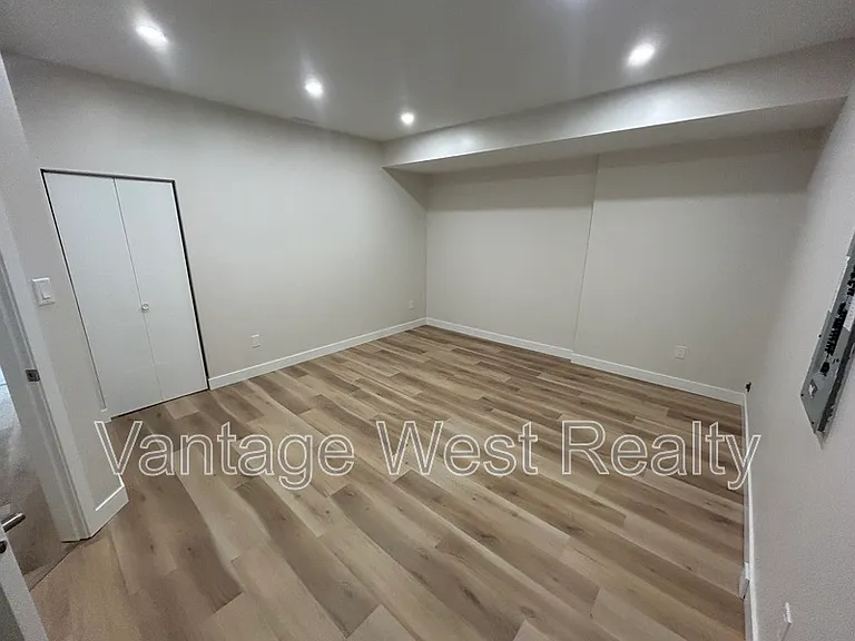 1342 Shaunna Rd #14 — Photo 8
