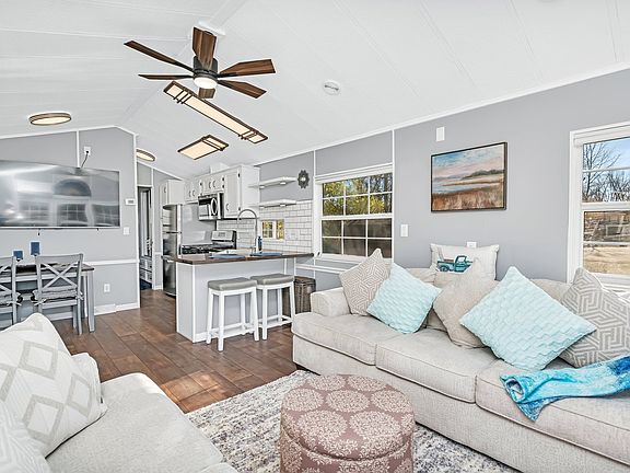 5th image of 80 Fossil Cove Ln