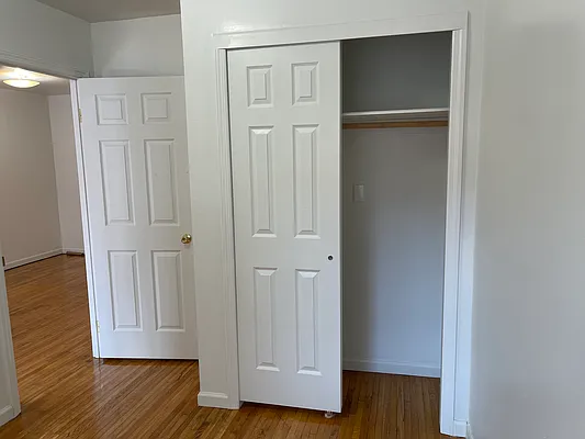 Rented by 18 REALTY | media 11