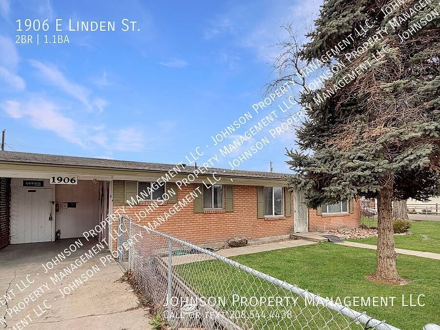 1st image of 1906 E Linden St