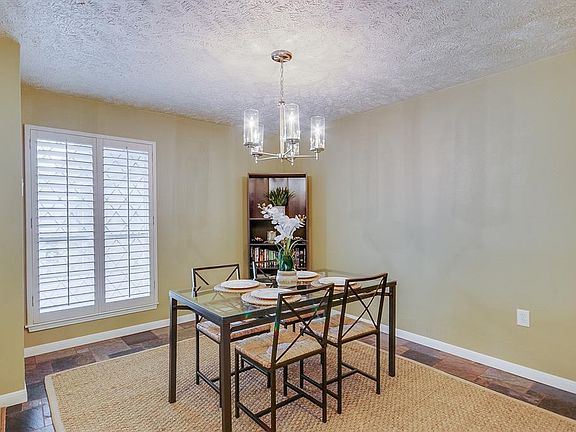 5th image of 9818 Sagewell Dr